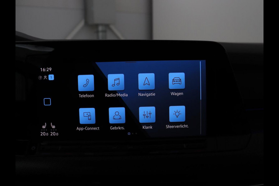 Volkswagen Golf 1.5 TSI R-Line Business | Carplay | Full LED | Carplay | Stoelverwarming | Adaptive cruise | Parkeersensoren | Navigatie | Climate control | LM | Sfeerverlichting