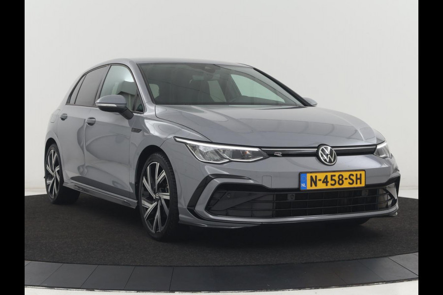 Volkswagen Golf 1.5 TSI R-Line Business | Carplay | Full LED | Carplay | Stoelverwarming | Adaptive cruise | Parkeersensoren | Navigatie | Climate control | LM | Sfeerverlichting
