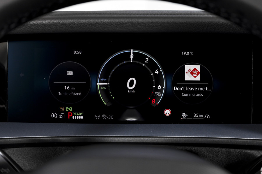Volkswagen Tayron 1.5 eHybrid R-Line Edition | Black Style | 15 inch Navi | Elek. Trekhaak | IQ Light | HUD | S/K-Panodak | Dig. Cockpit | Adapt. Cruise | Stoel-+Stuurverw. | 360 Camera | NAV + App. Connect | ECC | Elek. Klep | LM 20" | 9294