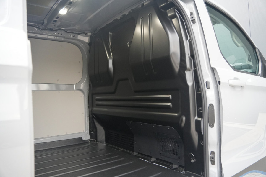 Ford E-Transit Custom 340 L2H1 Sport 71 kWh 218pk - ACC - B&O - Navi - Stoel/Stuurverwarming - 360 Camera - Blindspot - Rijklaar