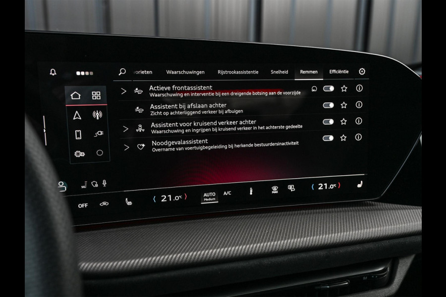 Audi Q5 Sportback 2.0 TFSI e-hybrid quattro S edition 367pk | S-stoelen | Panoramadak | Elektr. trekhaak | Oled verlichting | Adaptive cruise control | Tech Plus | 360 Camera | Memory | Ambiance interieur |