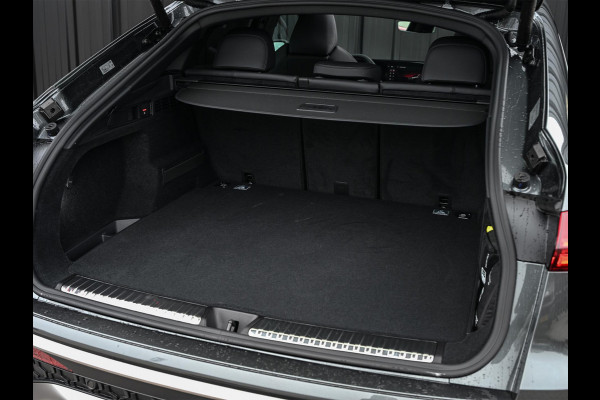 Audi Q5 Sportback 2.0 TFSI e-hybrid quattro S edition 367pk | S-stoelen | Panoramadak | Elektr. trekhaak | Oled verlichting | Adaptive cruise control | Tech Plus | 360 Camera | Memory | Ambiance interieur |