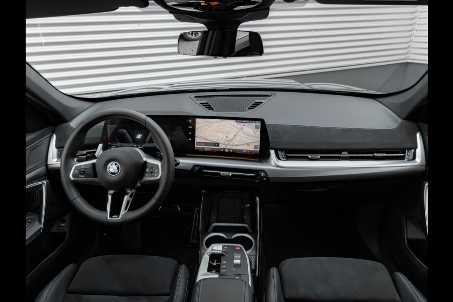 BMW X1 xDrive25e M-Sport - Premium Pack - Camera - Stoelverwarming
