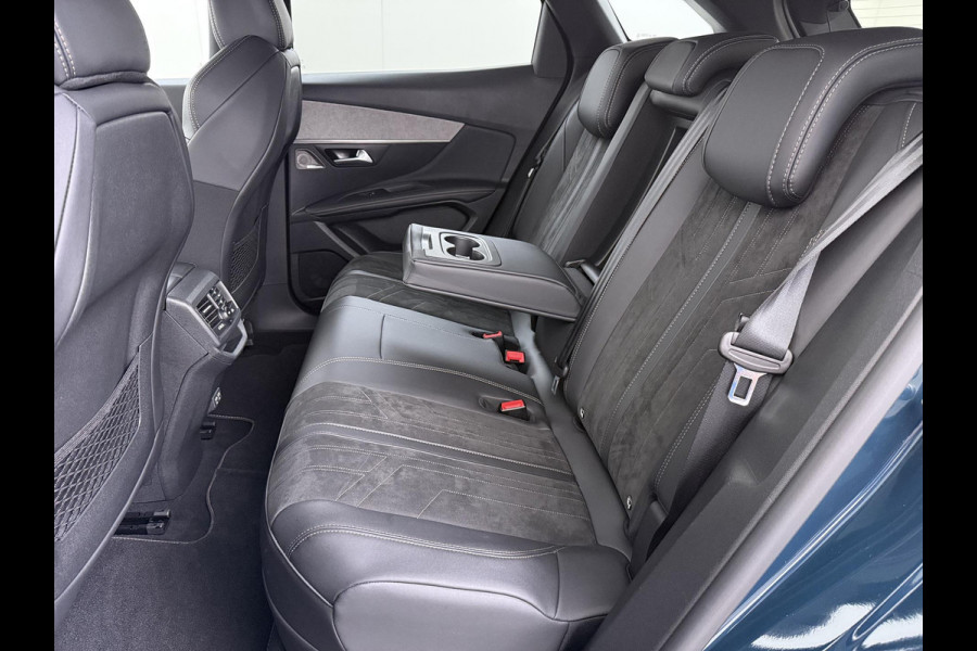 Peugeot 3008 1.6 HYbrid 225 GT Pack Business VAN € 25.900,- VOOR € 23.440,- | UW WK-VOORDEEL: € 2.460,- | ORIGINEEL NL AUTO | ELEKTRISCHE ACHTERKLEP | STOELVERWARMING | KEYLESS START & GO | CAMERA | DODEHOEKDETECTIE | PEUGEOT DEALER ONDERHOUDEN