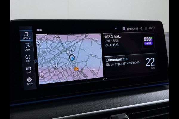 BMW 5 Serie Touring 530e 292PK Hybrid xDrive M-Sport Leder Elek.Comfort Stoelen+Memory+Verwarmd Shadow Line Live Cockpit Pro Apple Carplay/A Elek.Achterklep Aero-Pack 4WD AWD Pdc DAB+ Led+High Beam Assist Cruise Control Wifi Dealeronderhouden Origineel Nederlandse Auto