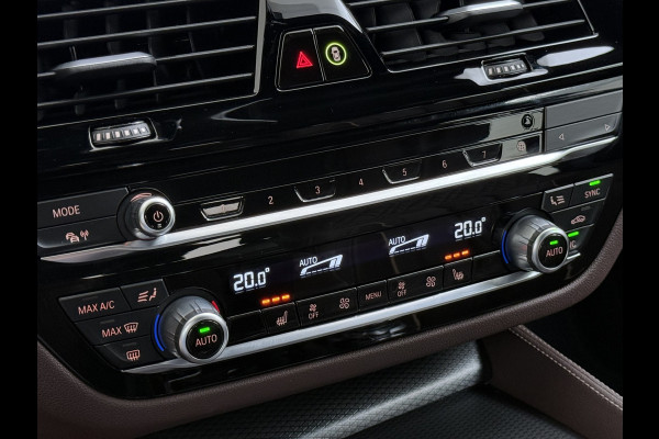 BMW 5 Serie Touring 530e 292PK Hybrid xDrive M-Sport Leder Elek.Comfort Stoelen+Memory+Verwarmd Shadow Line Live Cockpit Pro Apple Carplay/A Elek.Achterklep Aero-Pack 4WD AWD Pdc DAB+ Led+High Beam Assist Cruise Control Wifi Dealeronderhouden Origineel Nederlandse Auto