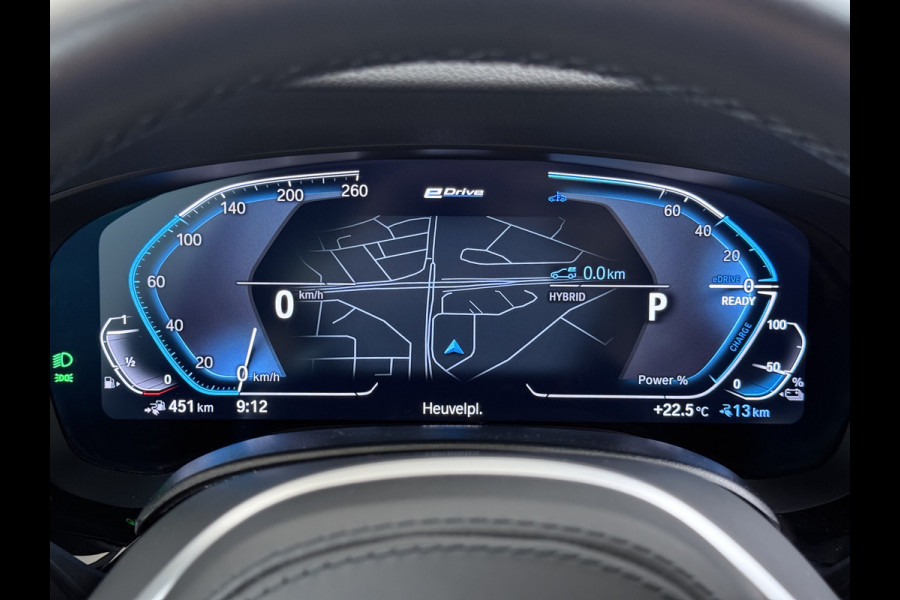 BMW 5 Serie Touring 530e 292PK Hybrid xDrive M-Sport Leder Elek.Comfort Stoelen+Memory+Verwarmd Shadow Line Live Cockpit Pro Apple Carplay/A Elek.Achterklep Aero-Pack 4WD AWD Pdc DAB+ Led+High Beam Assist Cruise Control Wifi Dealeronderhouden Origineel Nederlandse Auto
