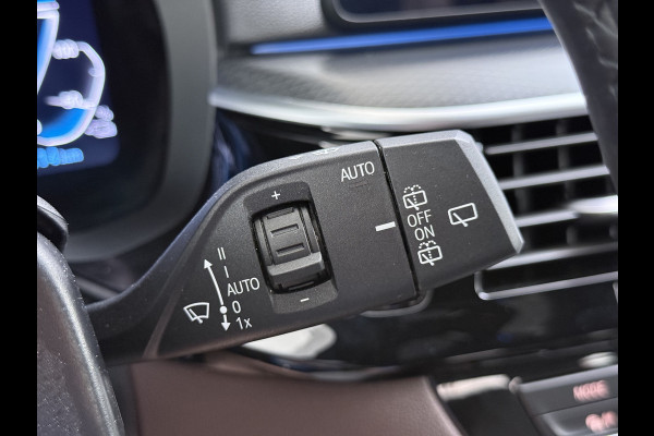 BMW 5 Serie Touring 530e 292PK Hybrid xDrive M-Sport Leder Elek.Comfort Stoelen+Memory+Verwarmd Shadow Line Live Cockpit Pro Apple Carplay/A Elek.Achterklep Aero-Pack 4WD AWD Pdc DAB+ Led+High Beam Assist Cruise Control Wifi Dealeronderhouden Origineel Nederlandse Auto
