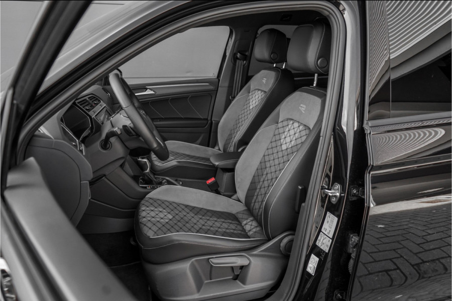 Volkswagen Tiguan 1.4 TSI eHybrid R-Line 360° Black Pack 20" Stoel en Stuurwielverw