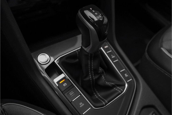 Volkswagen Tiguan 1.4 TSI eHybrid R-Line 360° Black Pack 20" Stoel en Stuurwielverw