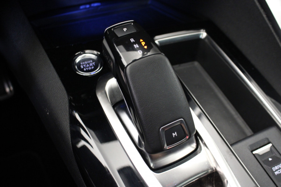 Peugeot 5008 1.2 PureTech Blue Lease GT pano