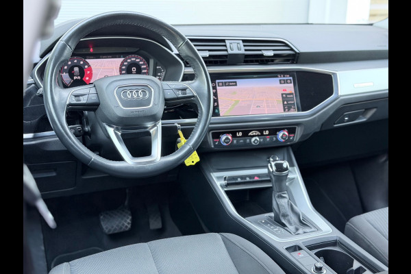 Audi Q3 35 TFSI Pro Line AppleCarPlay/Blindspot/Matrix