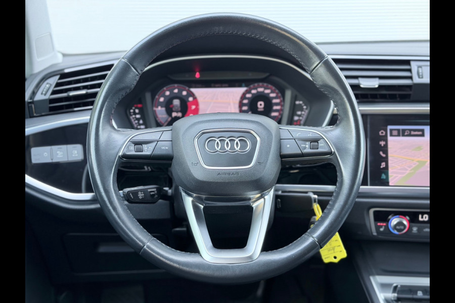 Audi Q3 35 TFSI Pro Line AppleCarPlay/Blindspot/Matrix
