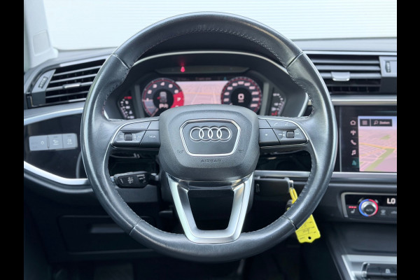 Audi Q3 35 TFSI Pro Line AppleCarPlay/Blindspot/Matrix