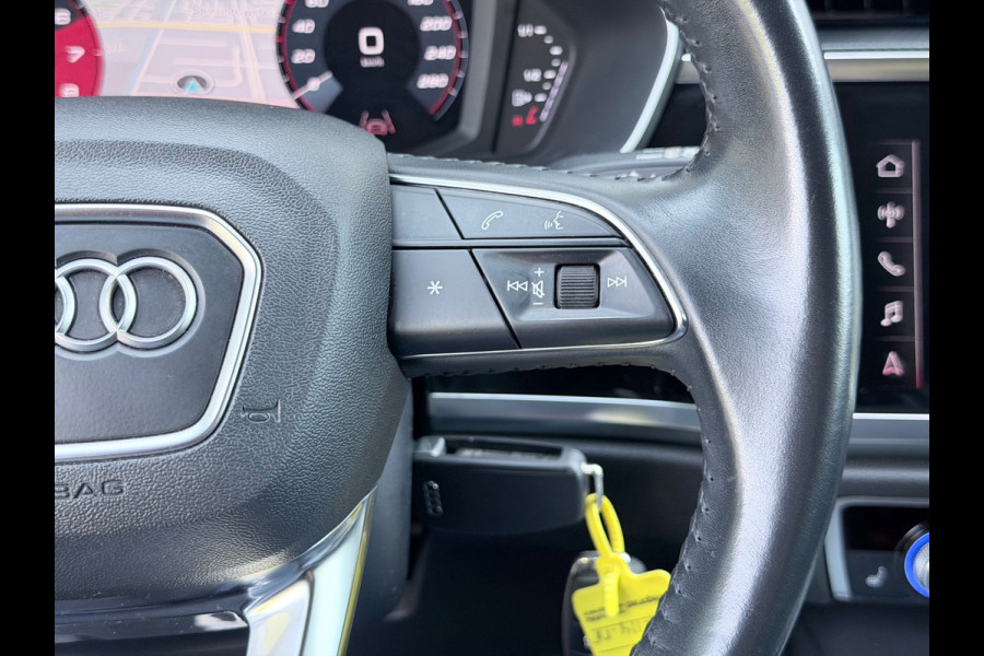 Audi Q3 35 TFSI Pro Line AppleCarPlay/Blindspot/Matrix