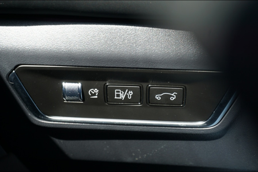 Lynk & Co 01 262PK PHEV AUTOM. | 100% SOH! | ALLSEASONS | 1800KG TREKGEWICHT