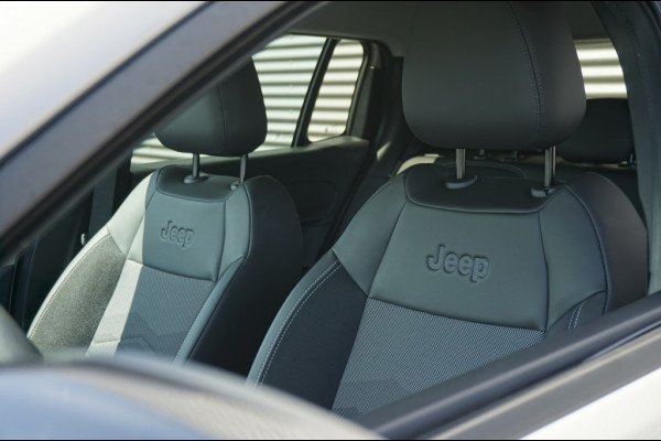 Jeep Avenger Summit 54kWh MEEST LUXE | 400 KM WLTP | CARPLAY