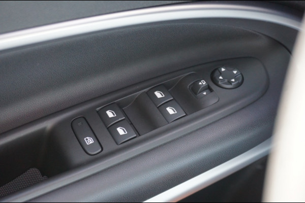 Jeep Avenger Summit 54kWh MEEST LUXE | 400 KM WLTP | CARPLAY