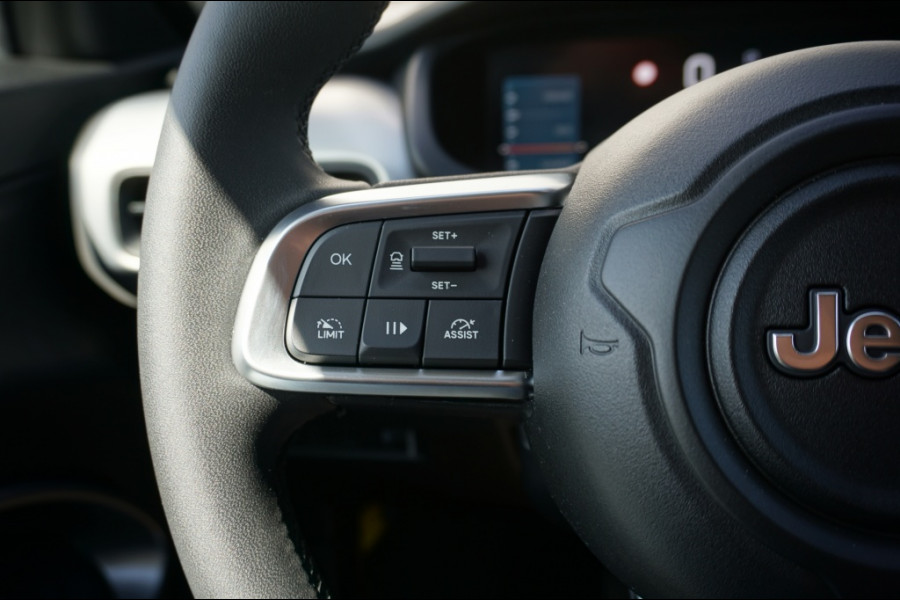 Jeep Avenger Summit 54kWh MEEST LUXE | 400 KM WLTP | CARPLAY