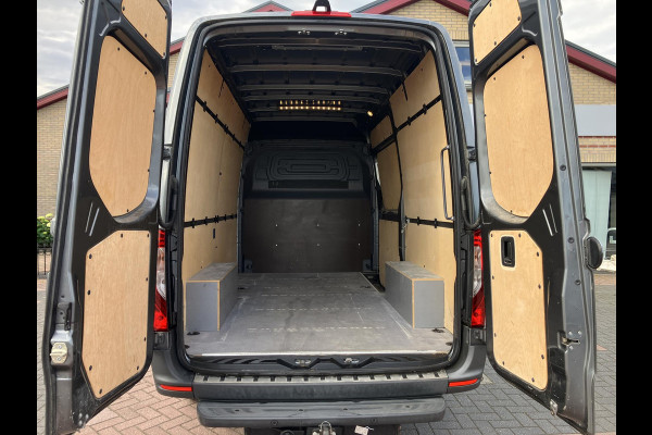 Mercedes-Benz Sprinter 319 3.0 CDI L2H2 | MBUX | 360 Camera | LED