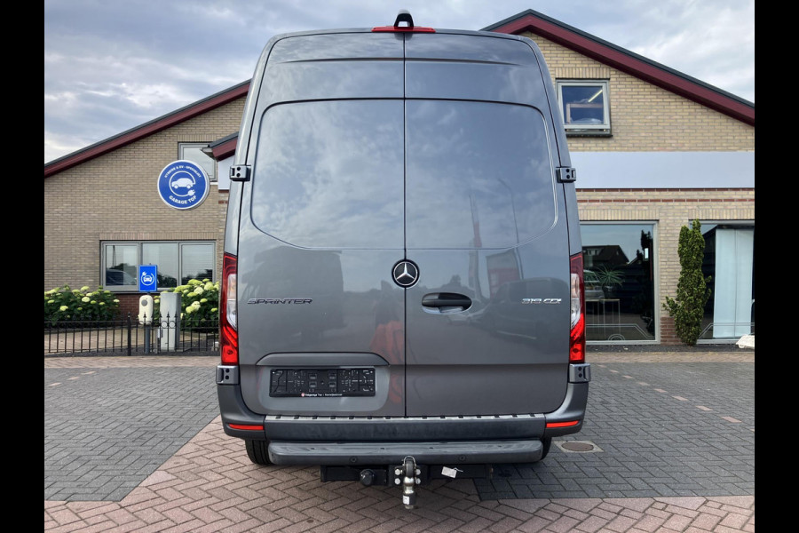 Mercedes-Benz Sprinter 319 3.0 CDI L2H2 | MBUX | 360 Camera | LED