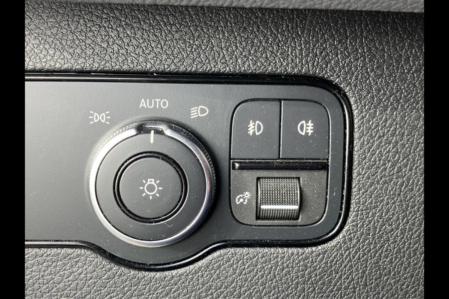 Mercedes-Benz Sprinter 319 3.0 CDI L2H2 | MBUX | 360 Camera | LED