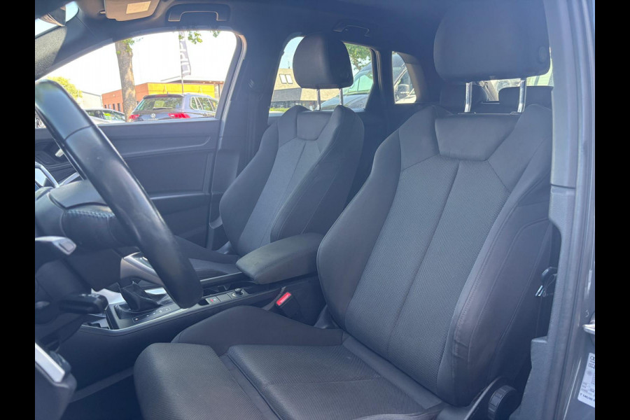 Audi Q3 35 TFSI Pro Line | Stoelverwarming | Dodehoek Detectie | Parkeersensoren | Sportstoelen