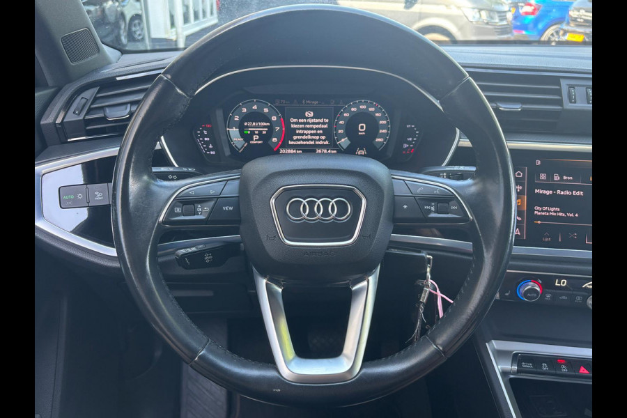 Audi Q3 35 TFSI Pro Line | Stoelverwarming | Dodehoek Detectie | Parkeersensoren | Sportstoelen