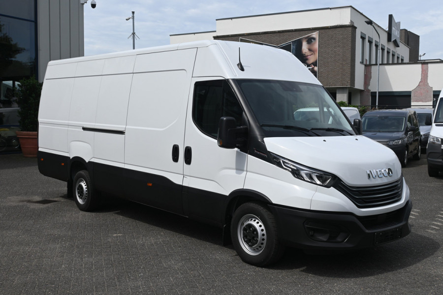 Iveco Daily 35S18 L4H2 3.0 180 pk Hi-Matic LED, ACC, Geveerde stoel, Camera, Navigatie