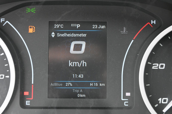 Iveco Daily 35S18 L4H2 3.0 180 pk Hi-Matic LED, ACC, Geveerde stoel, Camera, Navigatie