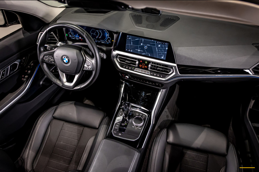 BMW 3 Serie Touring 330e High Ex|Pano|E-Trekhaak|E-stoel|garantie