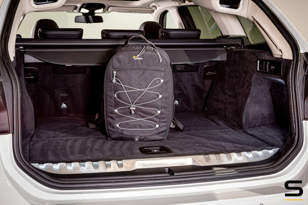 BMW 3 Serie Touring 330e High Ex|Pano|E-Trekhaak|E-stoel|garantie