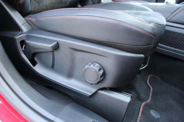 Ford Kuga 2.5 PHEV ST-Line X | 20'' | Styling Pack | Elektr. Trekhaak | B&O | BLIS | Head-up