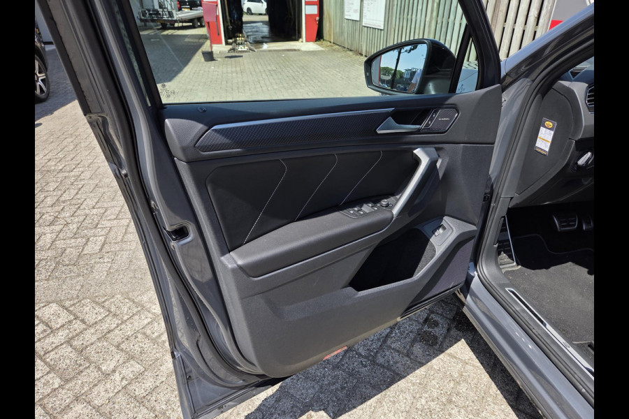 Volkswagen Tiguan 2.0 TSI 4Motion R-Line Black Style 20"/VOL Leder + memory/Harman Kardon/Panoramadak/360 camera/Elektrische klep/Stuur + stoelverwarming v+a
