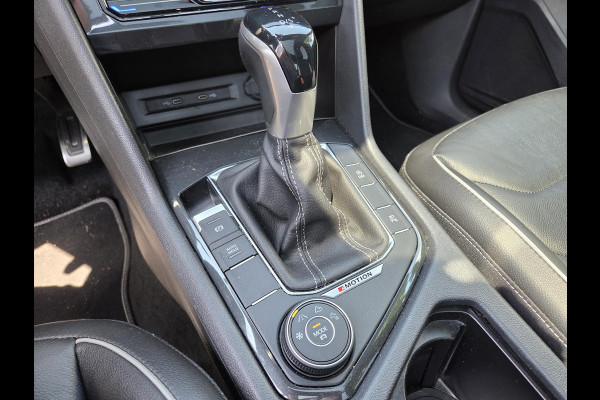 Volkswagen Tiguan 2.0 TSI 4Motion R-Line Black Style 20"/VOL Leder + memory/Harman Kardon/Panoramadak/360 camera/Elektrische klep/Stuur + stoelverwarming v+a