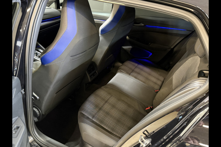 Volkswagen Golf 1.4 eHybrid GTE | SOH 97% | Panoramadak | IQ Light | Stoel/Stuurverwarming