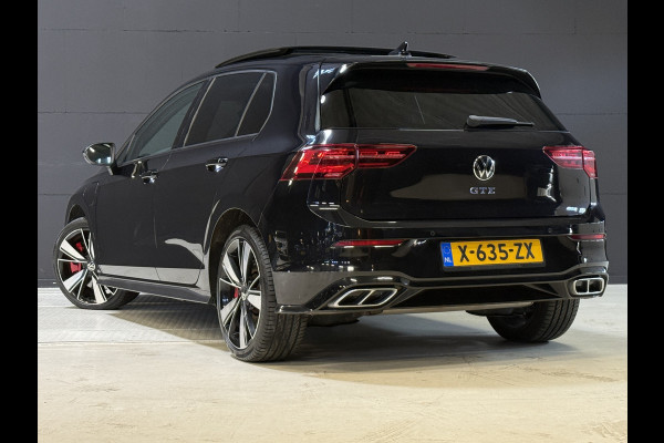 Volkswagen Golf 1.4 eHybrid GTE | SOH 97% | Panoramadak | IQ Light | Stoel/Stuurverwarming