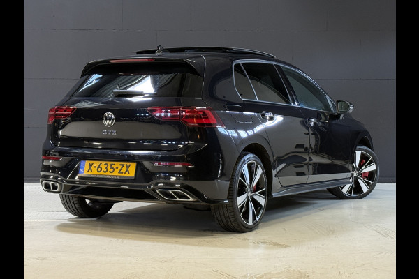 Volkswagen Golf 1.4 eHybrid GTE | SOH 97% | Panoramadak | IQ Light | Stoel/Stuurverwarming