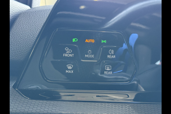Volkswagen Golf 1.4 eHybrid GTE | SOH 97% | Panoramadak | IQ Light | Stoel/Stuurverwarming