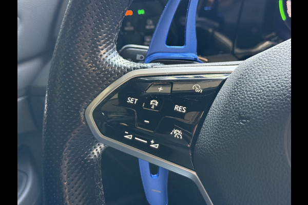 Volkswagen Golf 1.4 eHybrid GTE | SOH 97% | Panoramadak | IQ Light | Stoel/Stuurverwarming