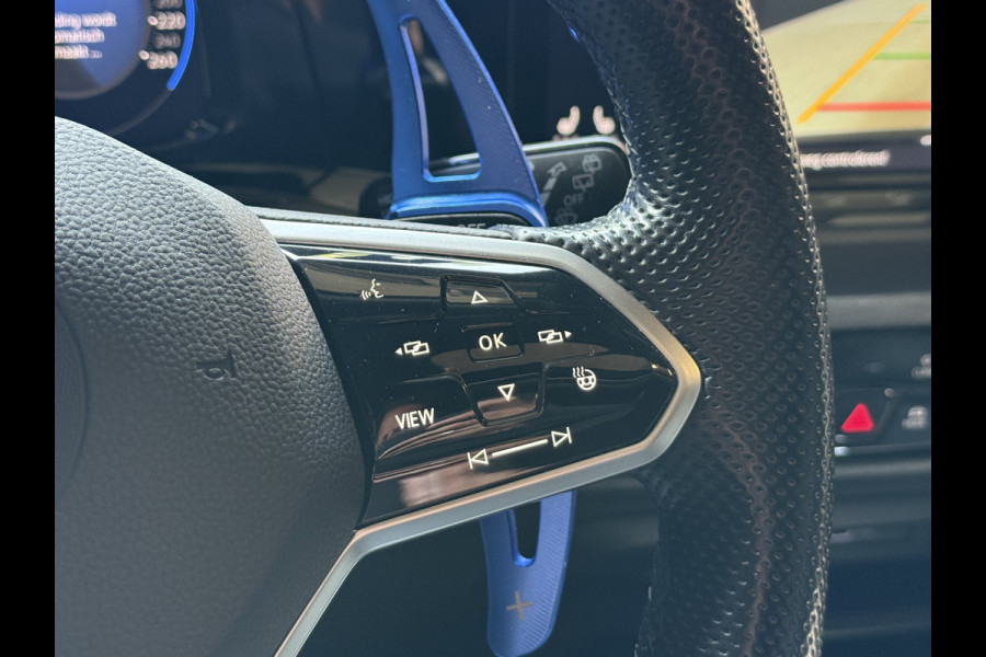 Volkswagen Golf 1.4 eHybrid GTE | SOH 97% | Panoramadak | IQ Light | Stoel/Stuurverwarming