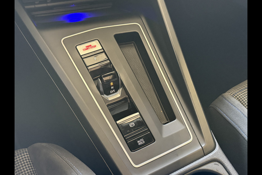 Volkswagen Golf 1.4 eHybrid GTE | SOH 97% | Panoramadak | IQ Light | Stoel/Stuurverwarming