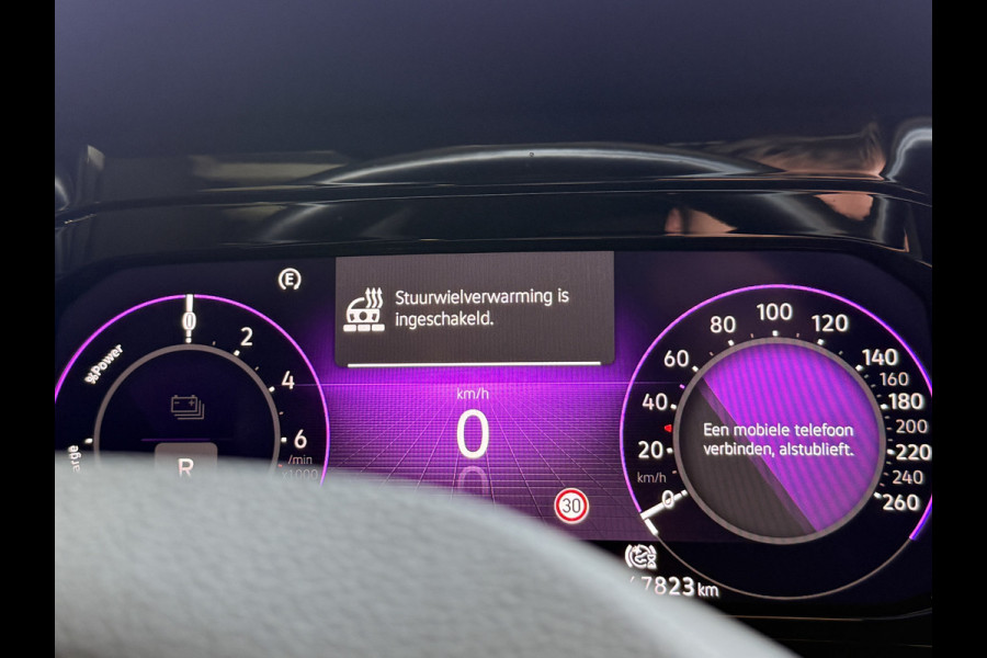 Volkswagen Golf 1.4 eHybrid GTE | SOH 97% | Panoramadak | IQ Light | Stoel/Stuurverwarming