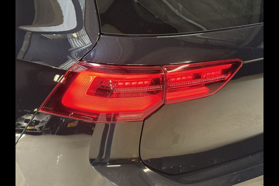Volkswagen Golf 1.4 eHybrid GTE | SOH 97% | Panoramadak | IQ Light | Stoel/Stuurverwarming