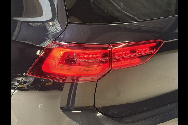 Volkswagen Golf 1.4 eHybrid GTE | SOH 97% | Panoramadak | IQ Light | Stoel/Stuurverwarming