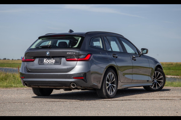 BMW 3 Serie Touring 320e LED / DEALER ONDERHOUDEN / STOELVERWARMING / CAMERA / CARPLAY