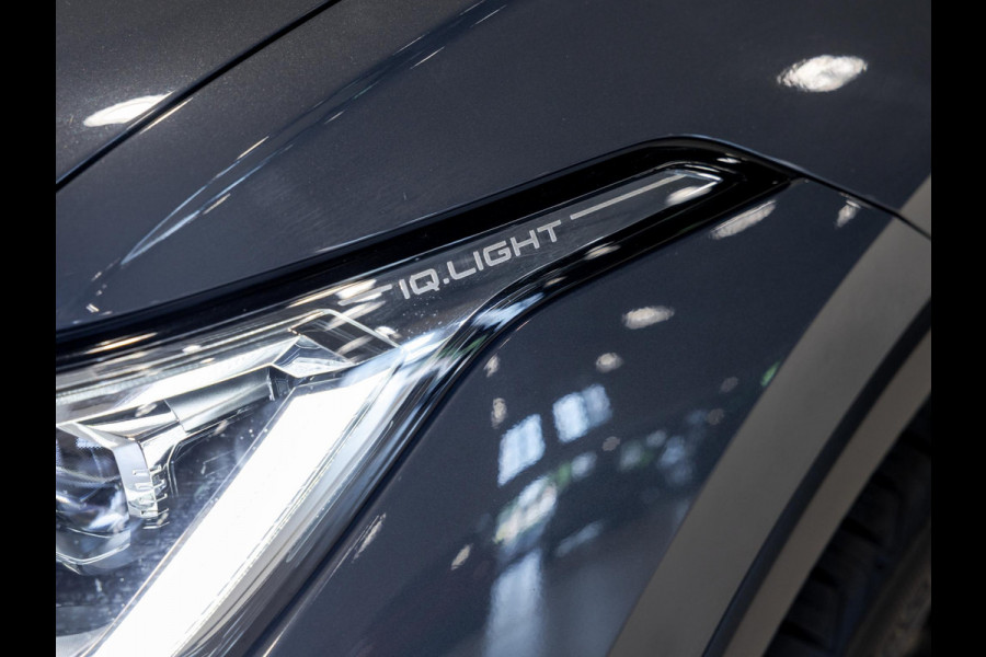 Volkswagen Tiguan 1.5 TSI Sport Urban / 150pk / Trekhaak / Achteruitrij camera / Harman Kardon / Head-Up display /
