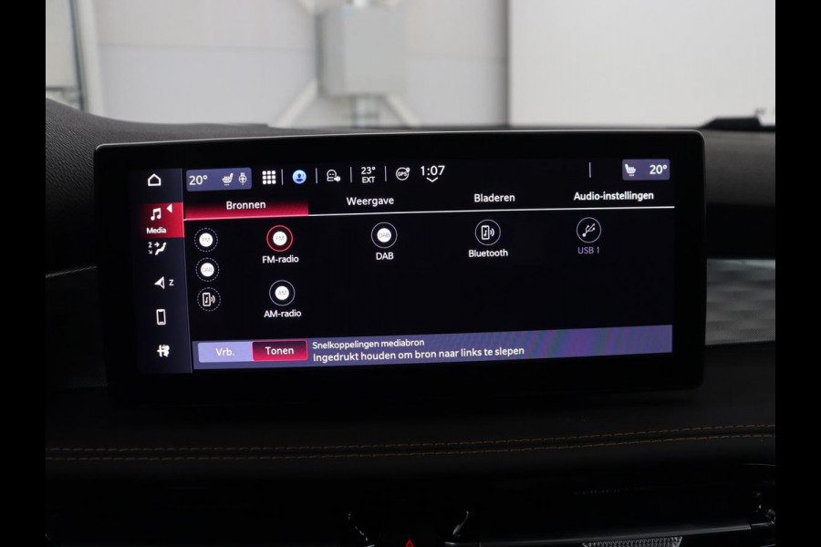 Alfa Romeo Tonale 1.5T Hybrid Veloce | 360 Camera | Stoel ventilatie | Stoel/stuur verwarming | Carplay | Matrix LED | Digital cockpit | Keyless | Adaptive cruise | Elektrische stoelen | Leder | Parkeerhulp | Elektrische kofferbak | Climate control