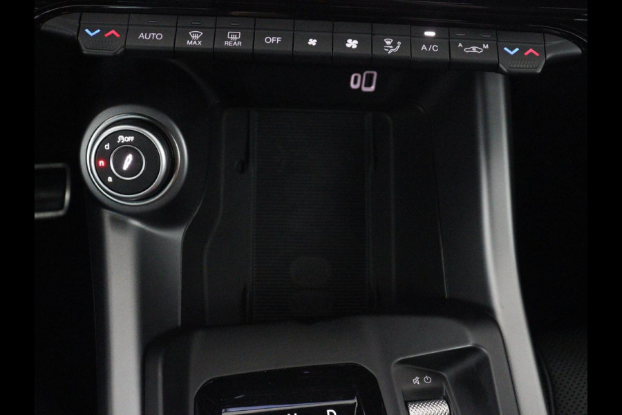 Alfa Romeo Tonale 1.5T Hybrid Veloce | 360 Camera | Stoel ventilatie | Stoel/stuur verwarming | Carplay | Matrix LED | Digital cockpit | Keyless | Adaptive cruise | Elektrische stoelen | Leder | Parkeerhulp | Elektrische kofferbak | Climate control