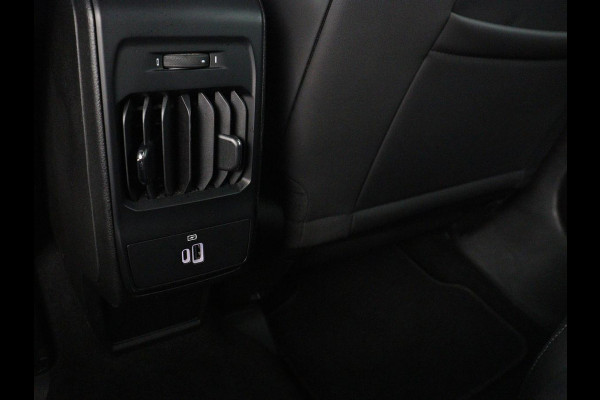 Alfa Romeo Tonale 1.5T Hybrid Veloce | 360 Camera | Stoel ventilatie | Stoel/stuur verwarming | Carplay | Matrix LED | Digital cockpit | Keyless | Adaptive cruise | Elektrische stoelen | Leder | Parkeerhulp | Elektrische kofferbak | Climate control